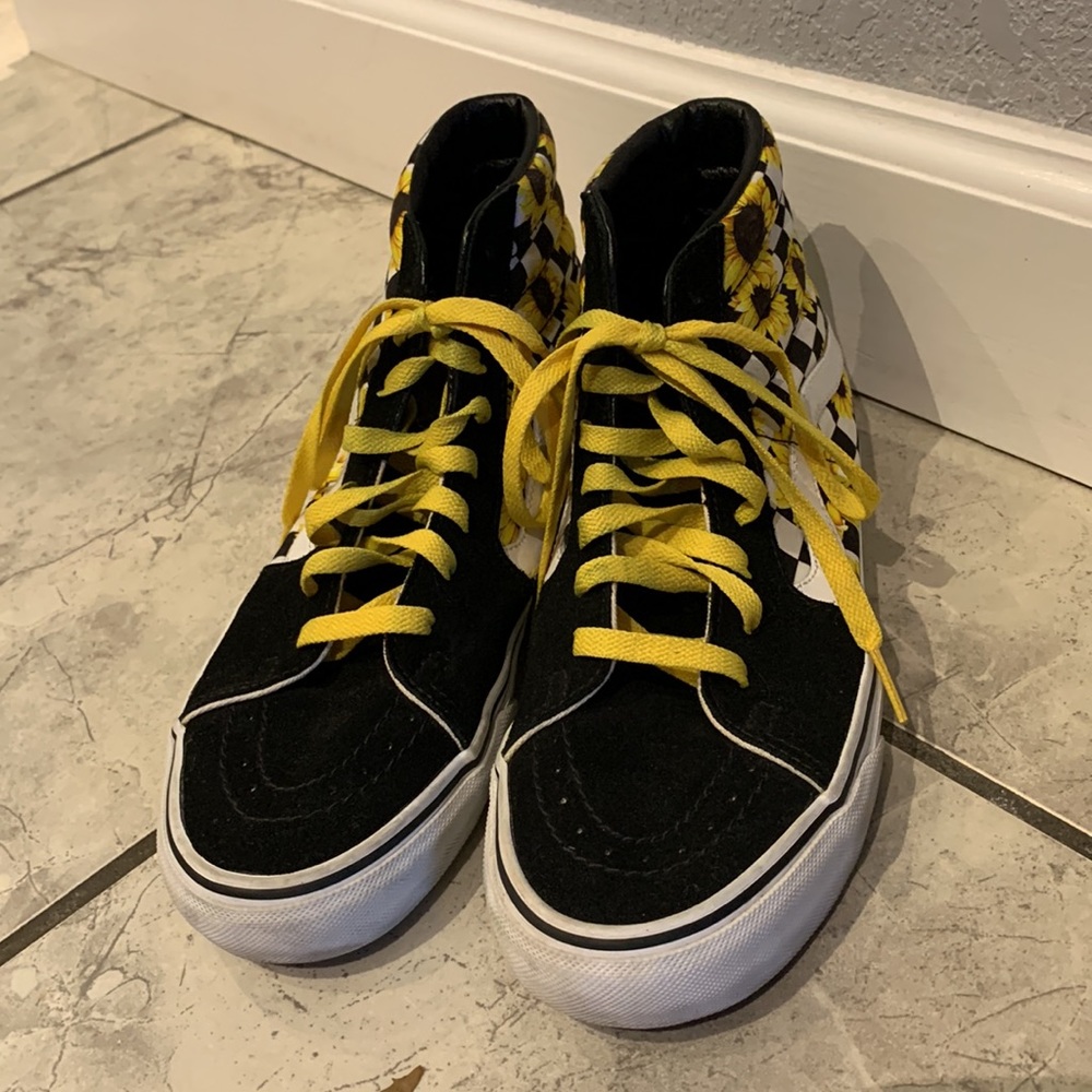 Custom Sunflower Patterned High Top Skateboard Sh… - image 2